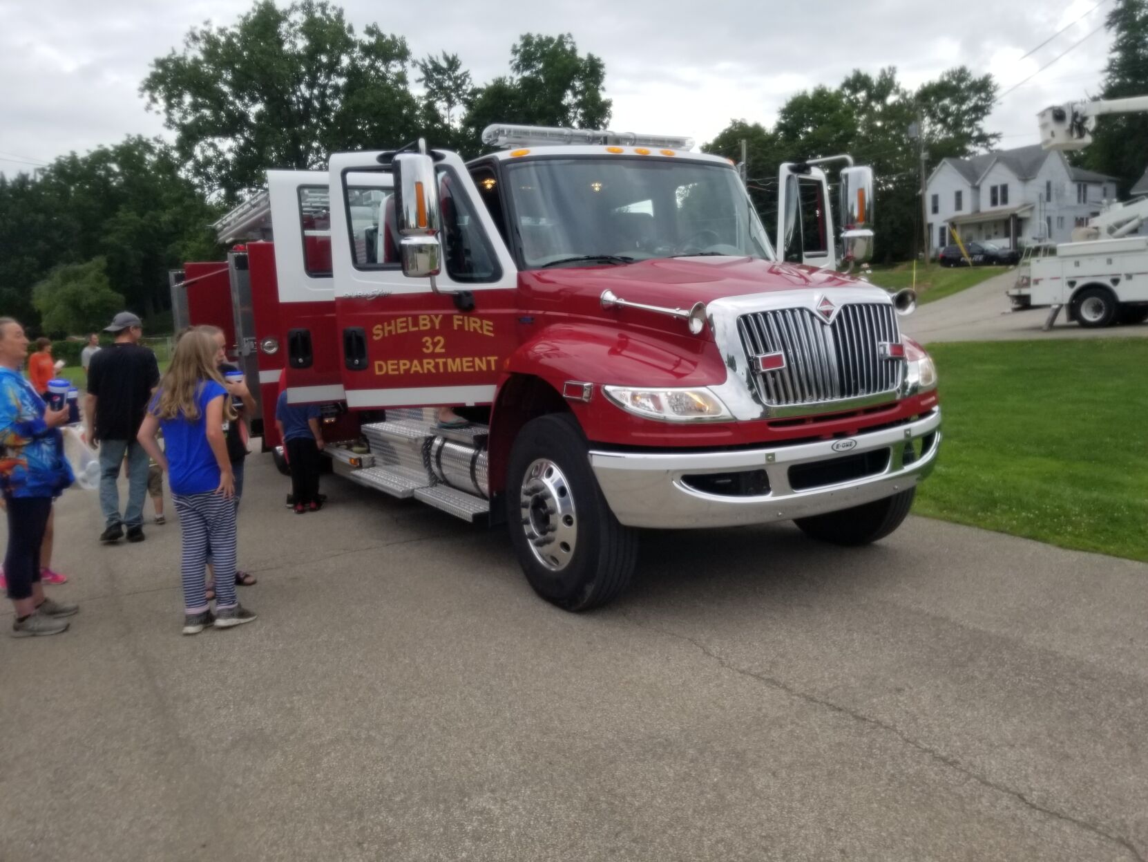 Youths get behind-the-scenes look at public safety vehicles in Shelby